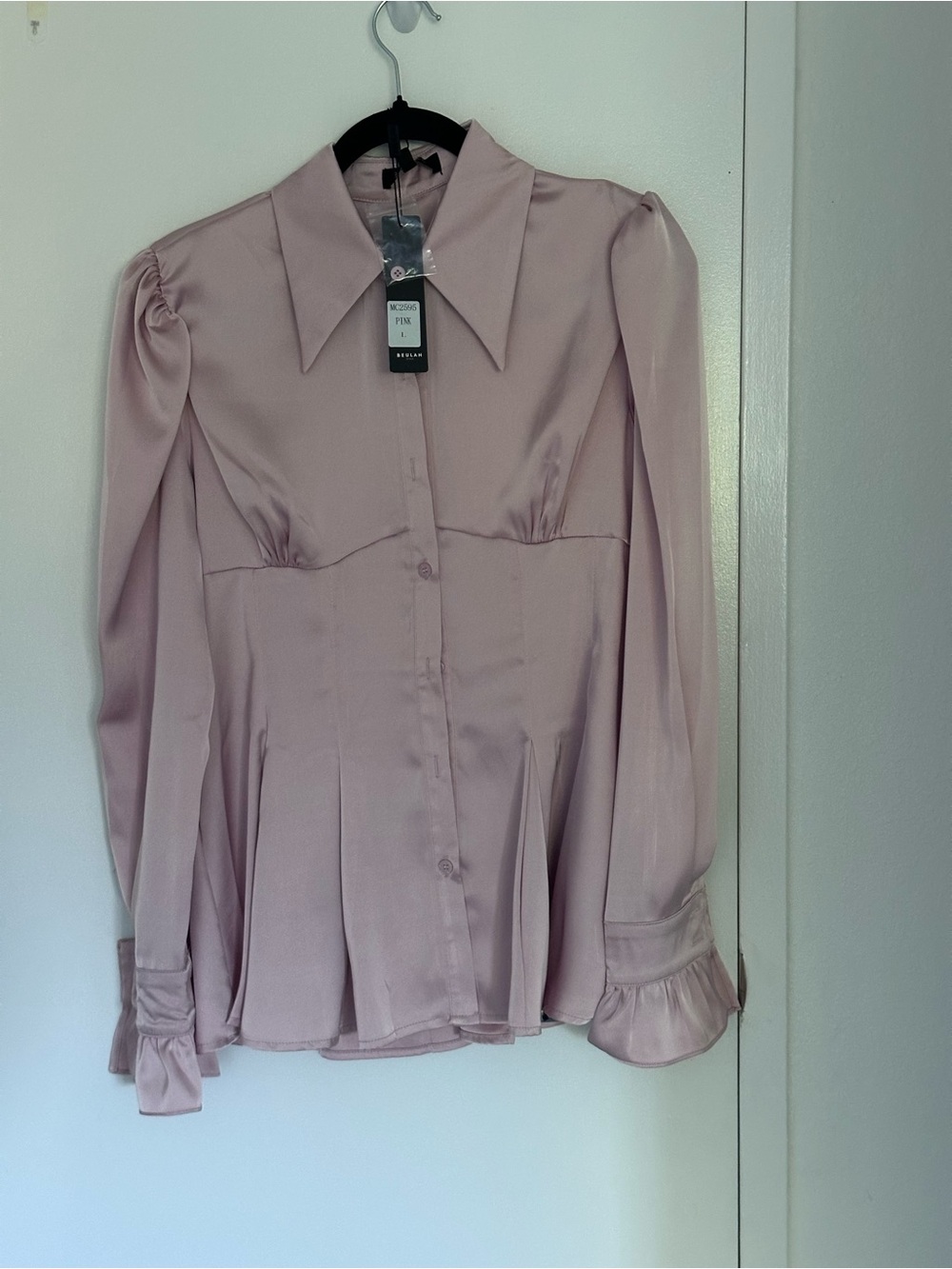 Beulah Silky Pale Pink Button-Up Blouse with Statement Collar L NWT